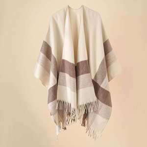 Poncho de invierno al por mayor de 130*150cm, manta extragrande, bufanda, capa de lana con borlas, chal estilo capa, poncho de playa para mujer con diseño de personaje. - Product Image 5