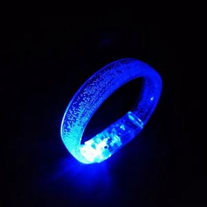 Pulsera Luminosa LED de Ocho Horas con Logotipo Personalizado, Colorida, con Batería Incluida, para Conciertos, Festivales y Fiestas - Product Image 3