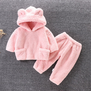 Ensemble de pyjama en flanelle Guai Baby Fashion pour l'automne et l'hiver, vêtements de maison chauds à <span class=keywords><strong>capuche</strong></span> pour enfants, vêtements de détente 2 pièces - Product Image 4