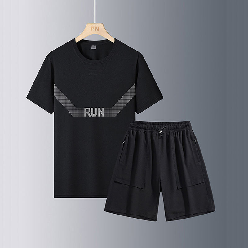 Noir[T-shirt] + Noir [court]