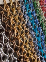 Rideau à maillons en aluminium en promotion, durable, pour projets de cloisonnement de hall d'hôtel, taille personnalisée, installation facile