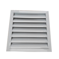 Volet en aluminium, panneaux de persienne en bois, mécanisme avec moustiquaire en ligne