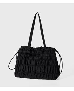 <span class=keywords><strong>Sac</strong></span> à provisions décontracté minimaliste <span class=keywords><strong>Sac</strong></span> fourre-tout en nylon plissé pour femme - Product Image 3