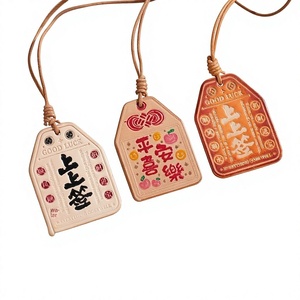 Colgante de bolso de alta estética con acabado flocado, estilo Miu, distintivo y de nicho, accesorio de <span class=keywords><strong>mochila</strong></span> de cuero genuino, pieza para llavero DIY - Product Image 1