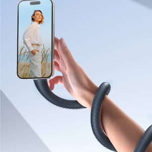 Support de téléphone portable flexible magnétique pour prise de vue en direct et vidéo à porter autour du cou >> Articles ménagers intelligents - Product Image 4