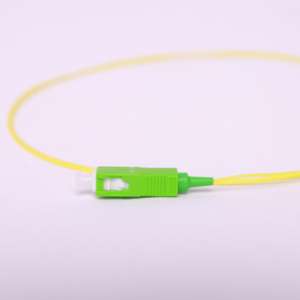 Simplex Singlemode <span class=keywords><strong>9</strong></span>/125 SC-APC Fibre Optique Pigtail 0.9mm 1m LSZH Jacket Pigtail Patchcord pour FTTH 4G 5G Utilisation <span class=keywords><strong>Easy</strong></span> Strip - Product Image 1