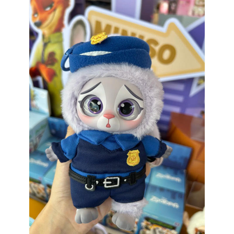 เจ้าหน้าที่จูดี้