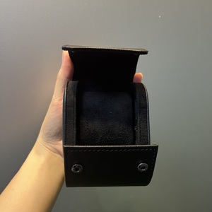 Factory Wholesale Custom Luxury <b>Black</b> Single Slot Leather Watch <b>Boxes</b> & Cases With Logo, Portable Travel Roll Watch Box For Man - Product Image 1