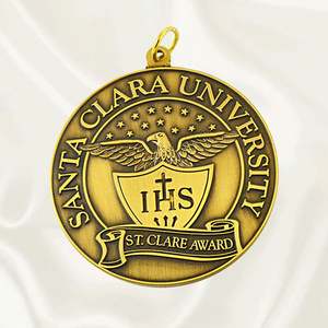 Collar con colgante de moda dorado de acero inoxidable grabado con metal de diseño personalizado - Product Image 6