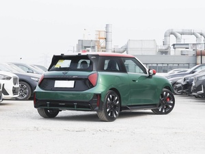 <span class=keywords><strong>MINI</strong></span> <span class=keywords><strong>JCW</strong></span> 2024 - Véhicule électrique haute performance - Compact élégant avec configuration sportive - Product Image 3
