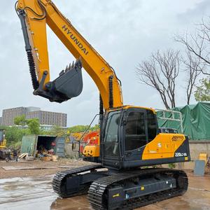 รถขุดตีนตะขาบ HYUNDAI 220LC-9S มือสอง คุณภาพสูง พร้อมประสิทธิภาพเยี่ยม - Product Image 3
