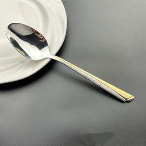 Ensemble de couverts en acier inoxydable de haute qualité avec motif laser doré, cuillères et fourchettes, idéal pour cadeaux et fêtes - Product Image 4
