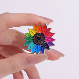 Sming Pinnen Regenboog Zonnebloem Email Pin Custom Lgbt Gay Broche Metalen Revers Badge Cartoon Plant Sieraden Geschenken - Product Image 4
