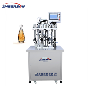 <span class=keywords><strong>Machine</strong></span> d'emballage multifonctionnelle industrielle à 4 têtes pour le remplissage d'eau, d'huile, de jus et de parfum liquide - Product Image 1