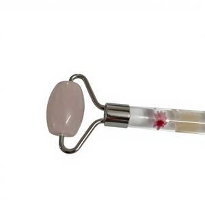 Rouleau de massage facial en quartz rose en gros, logo personnalisé, masseur facial en jade naturel - Product Image 5