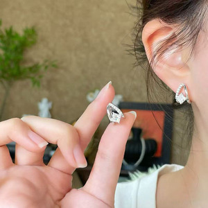 <span class=keywords><strong>Pendientes</strong></span> de Oro Blanco de 18K con Diamantes Cultivados en Laboratorio, <span class=keywords><strong>Pendientes</strong></span> de Oreja Tipo Cuff, <span class=keywords><strong>Pendientes</strong></span> Colgantes de Moda, <span class=keywords><strong>Pendientes</strong></span> de Clip, <span class=keywords><strong>Pendientes</strong></span> de Diamantes, <span class=keywords><strong>Pendientes</strong></span> con Cuentas - Product Image 4