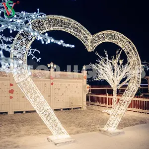 Outdoor Valentijnsdag Motief Decoratie Romantische Hart Vorm Led Arch Verlichting Voor Bruiloft Benodigdheden