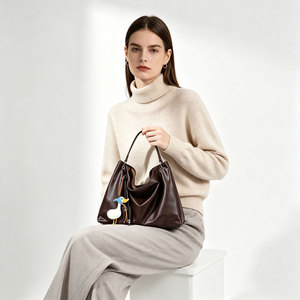 Bolso Tote de Cuero Genuino, Gran Capacidad, Estilo Hobo, Bolso de Hombro/Axila de Cuero Vacuno Suave, Bolso Casual para Compras, Color Marrón Oscuro - Product Image 3