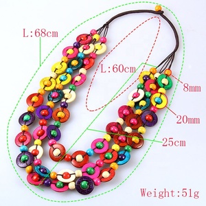Collar con colgante de concha de coco bohemio hecho a mano con cuentas de múltiples capas, collar largo llamativo, collar de nuez de Coco <span class=keywords><strong>Kukui</strong></span> <span class=keywords><strong>Lei</strong></span> - Product Image 2