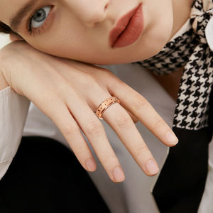 卸売 ステンレススチール製 6mm つや消し スター＆ムーン スピナーリング 回転可能 そわそわ不安解消 男女兼用 トレンディスタイル - Product Image 2