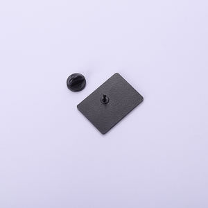 دبابيس المينا المربعة أخرق للغاية بحيث لا تكثر الذكورة الهشة المخصصة للملابس وحقائب الظهر - Product Image 3