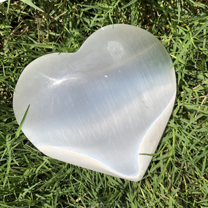 Piedra de preocupación de corazón de cristales de cuarzo en forma de corazón de <span class=keywords><strong>selenita</strong></span> blanca natural al por mayor - Product Image 1