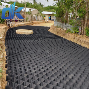 Nhà Máy Giá 100mm 150mm Kết cấu đục nhựa đường lái xe HDPE honeycobed đất xói mòn lưới geocell cho xây dựng đường bộ - Product Image 1