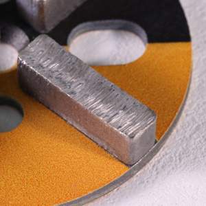 Disco de Diamante para Pulir Pisos de Concreto con Segmentos de Precisión y Cuerpo Equilibrado para Pulido de Superficies - Product Image 5