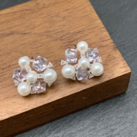 Boucles d'oreilles Bluetooth de style baroque Bijoux Accessoires d'écouteurs en cuivre et cristal avec perle d'eau douce Perle de pierre principale
