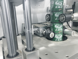 Elektrischer Schrumpfschlauch-Etikettierer mit SPS-Steuerung Automatische Einkopf-Schrumpfschlauch-Etikettiermaschine für Runde Flaschen - Product Image 4