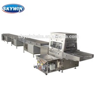 Machine d'enrobage au chocolat pour biscuits gaufrés, tempérage du chocolat avec tunnel de refroidissement, différentes tailles et capacités