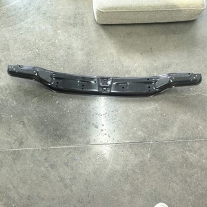   คานเสริมกันชน 5252160180 สำหรับ LX570 ปี 2016 อะไหล่เปลี่ยนขายึดด้านหน้า - Product Image 1