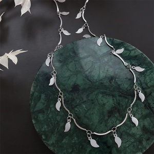Dainty Stainless Steel Link Chain <b>Choker</b> Necklace Flower Pendant Women's Anniversary Party Gift - Product Image 4