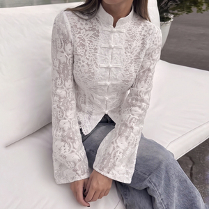 Chemisier blanc en dentelle à col mandarin, manches longues, motif floral sexy, boutons grenouillère, transparent, coupe classique, chemise de soirée, nouveau style chinois d'été - Product Image 5
