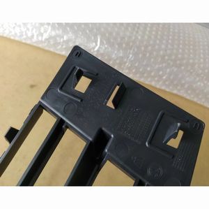 Haute qualité usine OEM Auto pièces de voiture calandre de pare-chocs calandre de voiture calandre de pare-chocs avant pour <span class=keywords><strong>Skoda</strong></span> Fabia 2015 6V0853677 - Product Image 5