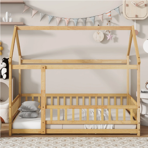 Cama de <span class=keywords><strong>piso</strong></span> de madera maciza tamaño twin <span class=keywords><strong>con</strong></span> estructura de techo y barandillas de seguridad para niñas y niños pequeños, no requiere somier, color natural - Product Image 2