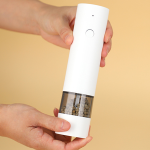 Molinillo de Café Doméstico con Cuchilla de Cerámica y Capacidad de 40 ml para Secar Granos, Pimienta, Sal y Otras Especias, Cuchilla de Acero Inoxidable y Lanzadera - Product Image 3
