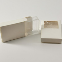 Petite boîte rectangulaire Boîte en plastique dur Conteneur de stockage des aliments Boîte de nourriture pour bonbons au safran