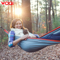 Hamac double extra large WOQI, confortable, léger, en nylon parachute, pour adultes, équipement portable, randonnée, survie en plein air
