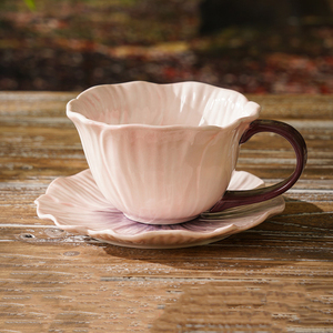 Juego de Taza y Platillo de Cerámica Pintados a Mano para Té de Flores, Tazas de Café Creativas - Product Image 6