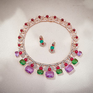 Kalung dan Anting Wanita Desain Teratai Retro Mewah yang Berlebihan, Dihiasi Batu Permata Bertekstur Zirkonia, Perhiasan Kuningan - Product Image 4