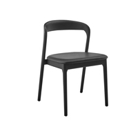 Chaise de salle à manger noire moderne à dossier incurvé, structure en bois massif, coussin en cuir PU remplaçable, empilable, durable, mobilier de maison