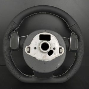 Volant <span class=keywords><strong>Audi</strong></span> <span class=keywords><strong>S</strong></span>-<span class=keywords><strong>Line</strong></span> personnalisé avec palettes de changement de vitesse en cuir perforé et fibre de carbone, compatible avec les modèles A3/A4/A5/A6/A7/<span class=keywords><strong>Q3</strong></span>/Q5/Q7/R8/RS - Product Image 2