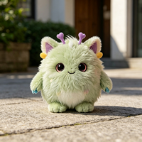 Vente en gros de poupées en peluche mignonnes et douces pour enfants, poupée en peluche verte fantaisie moelleuse, jouet en peluche personnalisé