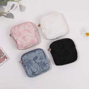 Travel Mini tas riasan wanita, kantung kecil kain kosmetik untuk penyimpanan pembalut wanita