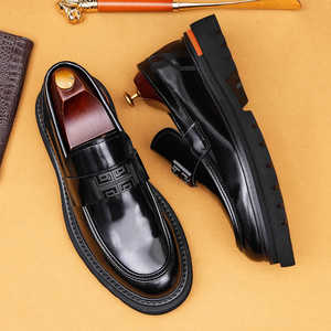 2025 New Model - Best-selling Leather Shiny Business Casual Wide-Toe Thick-Soled Anti-Slip Men's Leather <b>Shoes</b> - Product Image 2