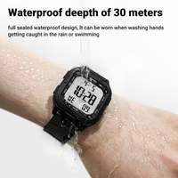 Jam Tangan Olahraga Digital Pria Layar Persegi Besar Tahan Air 30M Anti Guncangan Stopwatch Profesional Alarm Senyap Baterai 2 Tahun OEM
