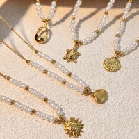 Collier pendentif en acier inoxydable avec fausses perles, chaîne perlée dorée 45-50cm, breloques coquillage, tortue, cœur, soleil