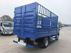 Camión de Carga DFAC de 5t con Rejilla de Acero, Puerta Lateral, para Transporte de Animales, Aves, Frutas y Productos Agrícolas, en Venta - Product Image 2
