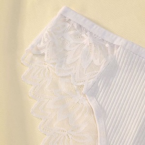 Set di 6 Pezzi di Mutandine da Donna in Cotone e Pizzo, Slip Brasiliani con Fiocco, Tessuto a Costine, Pizzo Trasparente sul Retro - Product Image 5